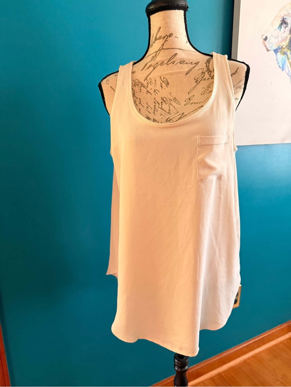 LOFT Cream Scoop Neck Apron Hem Blouse Tank with Chest Pocket